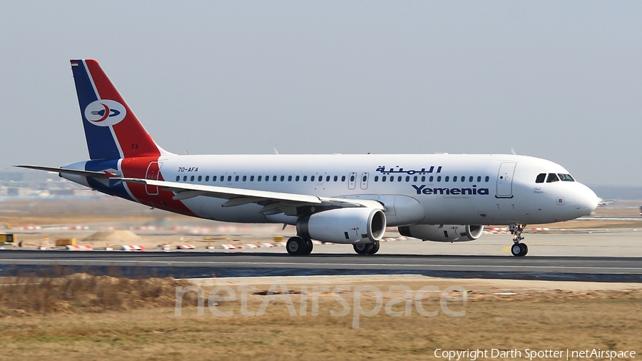 Yemenia Airbus A320-233 (7O-AFA) | Photo 208377