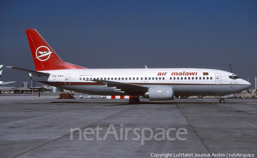 Air Malawi Boeing 737-33A (7Q-YKP) | Photo 408784