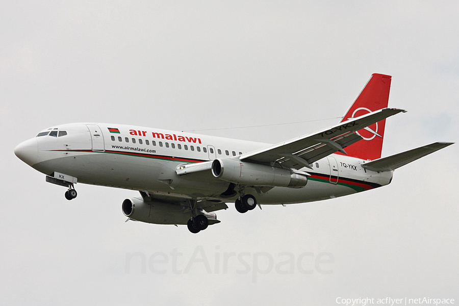 Air Malawi Boeing 737-2K9(Adv) (7Q-YKX) | Photo 205494