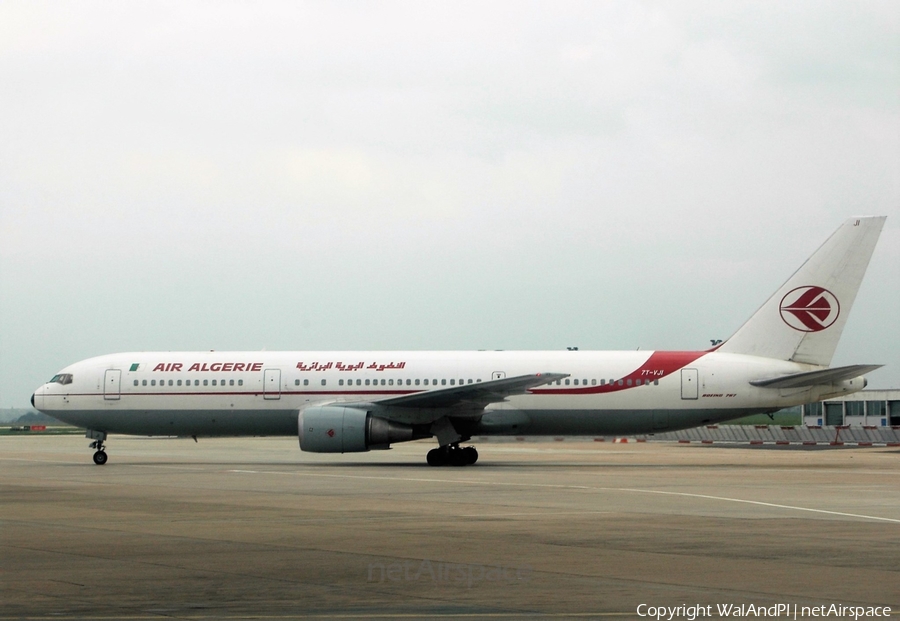 Air Algerie Boeing 767-3D6 (7T-VJI) | Photo 442482