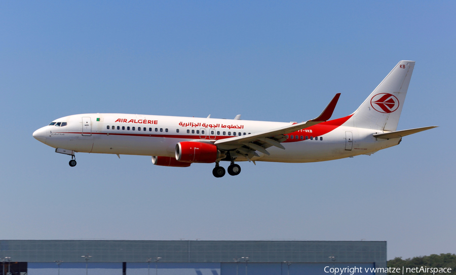 Air Algerie Boeing 737-8D6 (7T-VKB) | Photo 177070