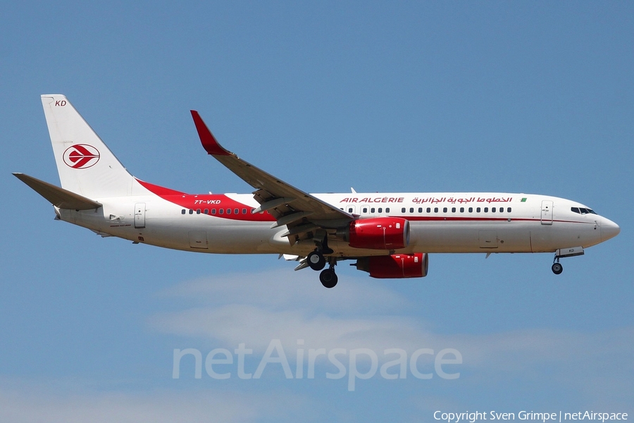 Air Algerie Boeing 737-8D6 (7T-VKD) | Photo 12031