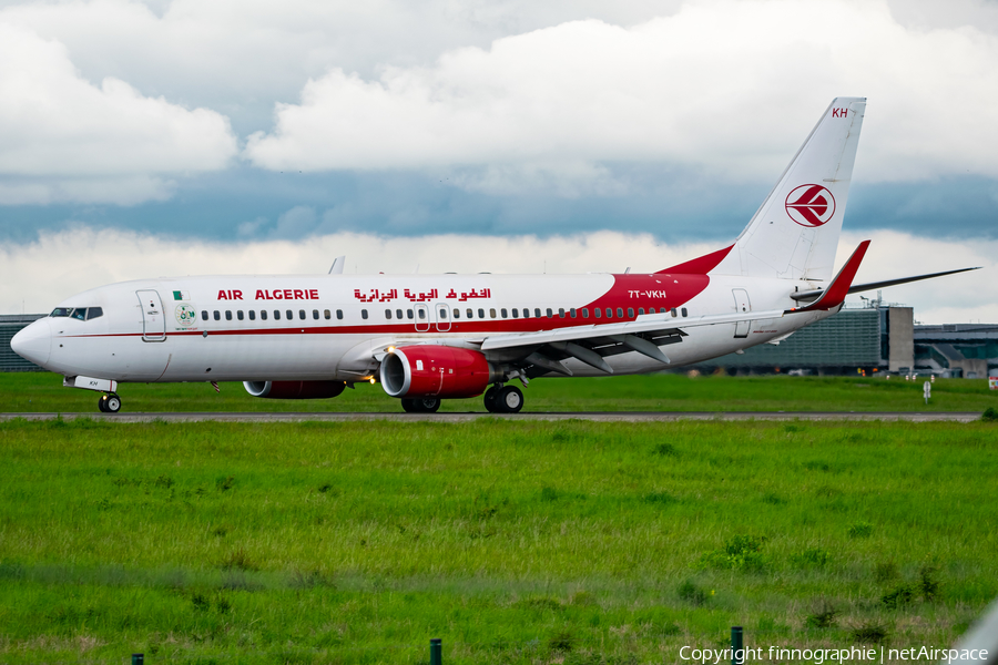 Air Algerie Boeing 737-8D6 (7T-VKH) | Photo 571599