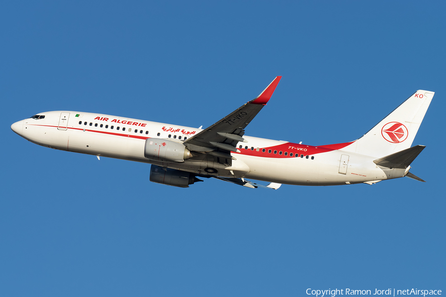 Air Algerie Boeing 737-8D6 (7T-VKO) | Photo 210606