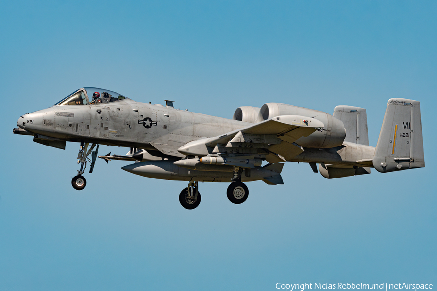 United States Air Force Fairchild Republic A-10A Thunderbolt II (80-0221) | Photo 574191