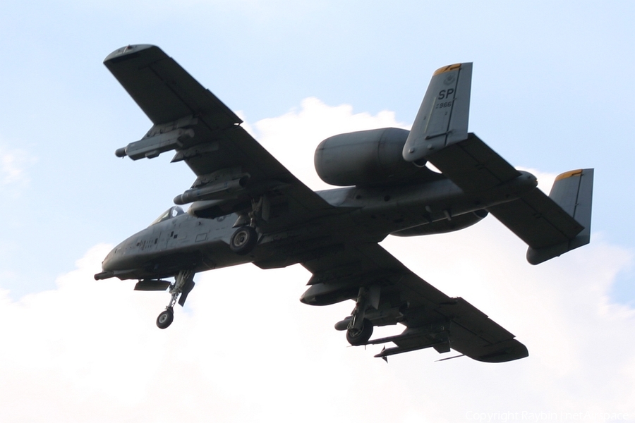 United States Air Force Fairchild Republic A-10A Thunderbolt II (81-0966) | Photo 560913