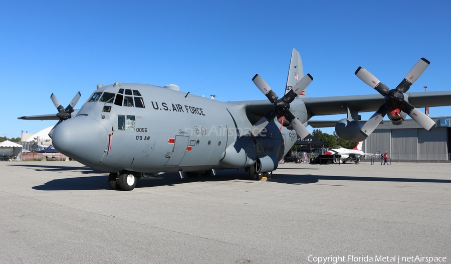 United States Air Force Lockheed C-130H Hercules (82-0055) | Photo 460692