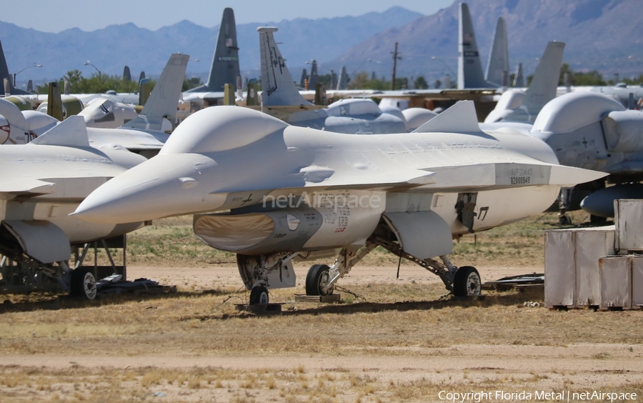 United States Air Force General Dynamics F-16A Fighting Falcon (82-0949) | Photo 460698