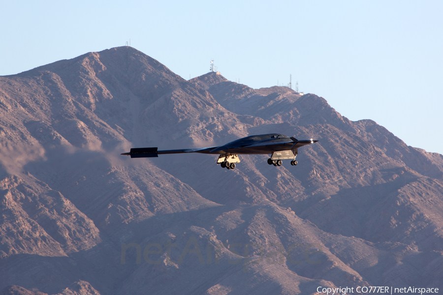 United States Air Force Northrop Grumman B-2A Spirit (82-1070) | Photo 39997