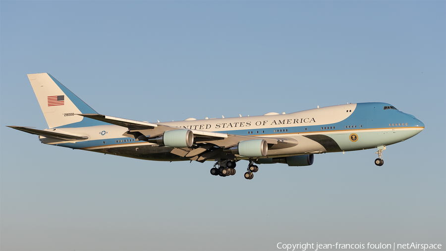 United States Air Force Boeing VC-25A (82-8000) | Photo 452729