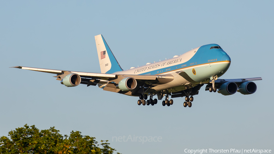 United States Air Force Boeing VC-25A (82-8000) | Photo 452833