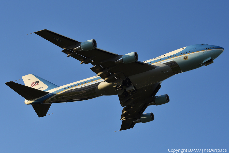 United States Air Force Boeing VC-25A (82-8000) | Photo 389119