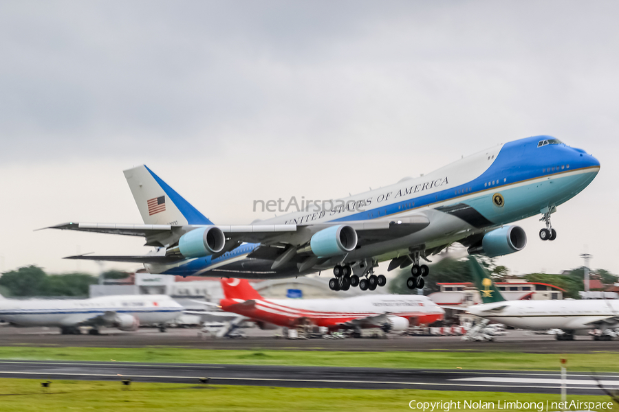 United States Air Force Boeing VC-25A (82-8000) | Photo 538017