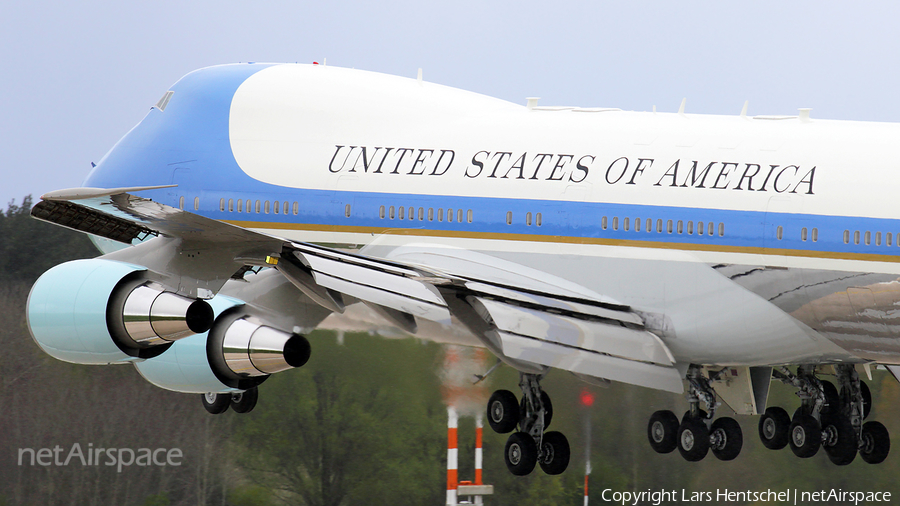 United States Air Force Boeing VC-25A (82-8000) | Photo 106451