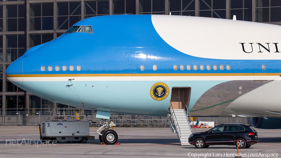 United States Air Force Boeing VC-25A (82-8000) | Photo 290733
