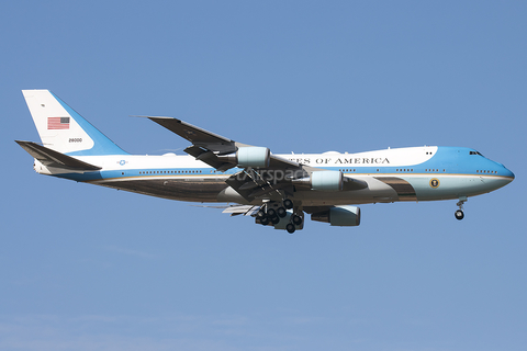 United States Air Force Boeing VC-25A (82-8000) at  Glendale - Luke AFB, United States