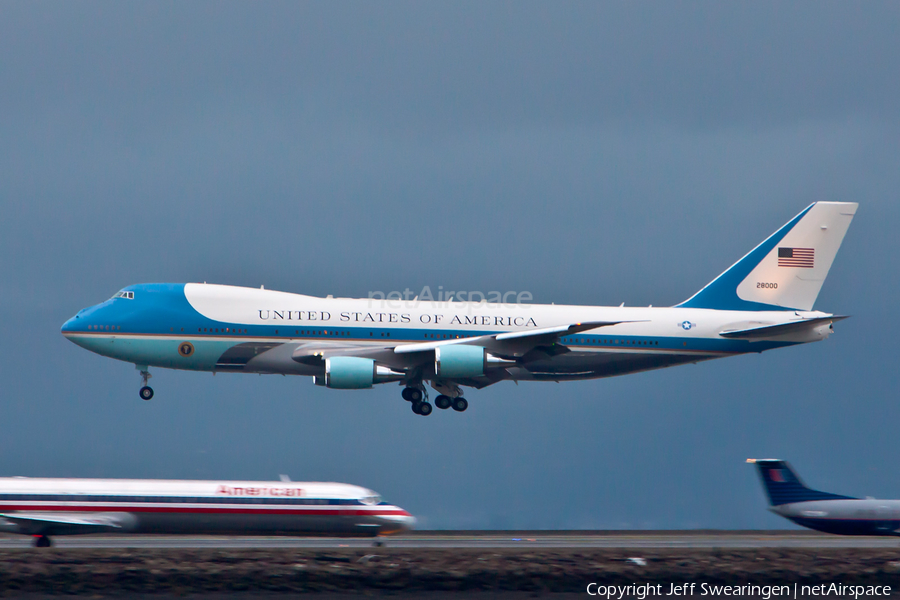 United States Air Force Boeing VC-25A (82-8000) | Photo 37542