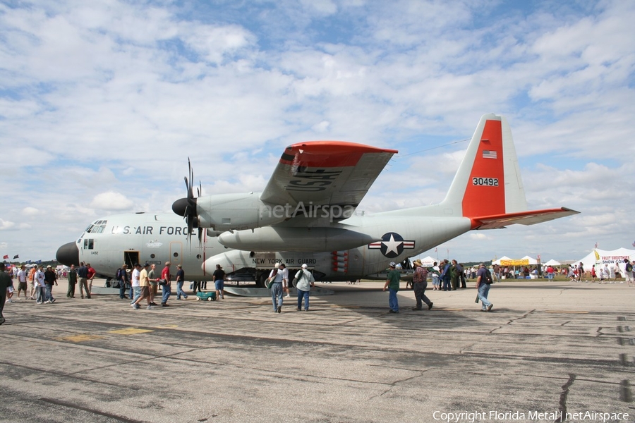 United States Air Force Lockheed LC-130H Hercules (83-0492) | Photo 460793