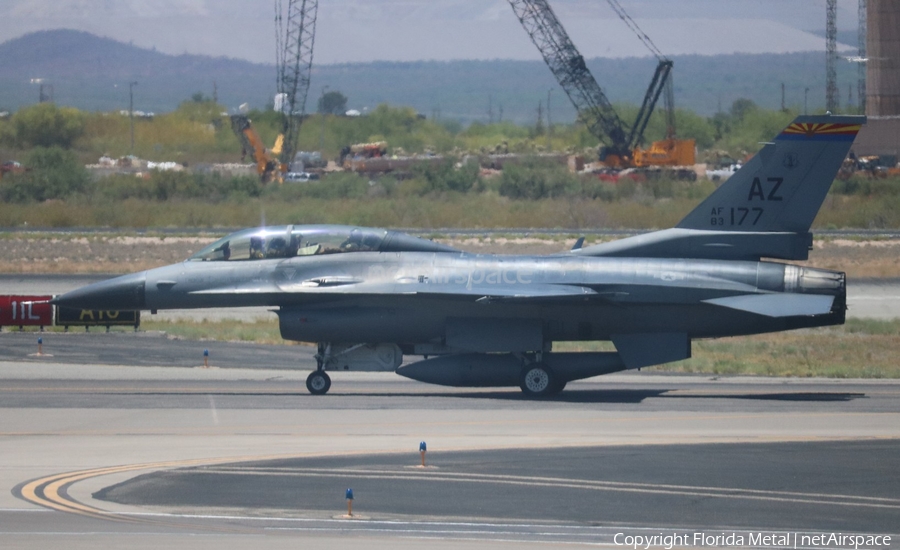 United States Air Force General Dynamics F-16D Fighting Falcon (83-1177) | Photo 335845