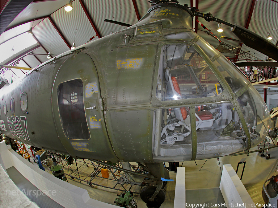 German Army (Heeresflieger) Vertol H-21C Shawnee (8307) | Photo 106593