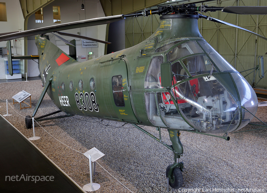 German Army (Heeresflieger) Vertol H-21C Shawnee (8308) | Photo 107208