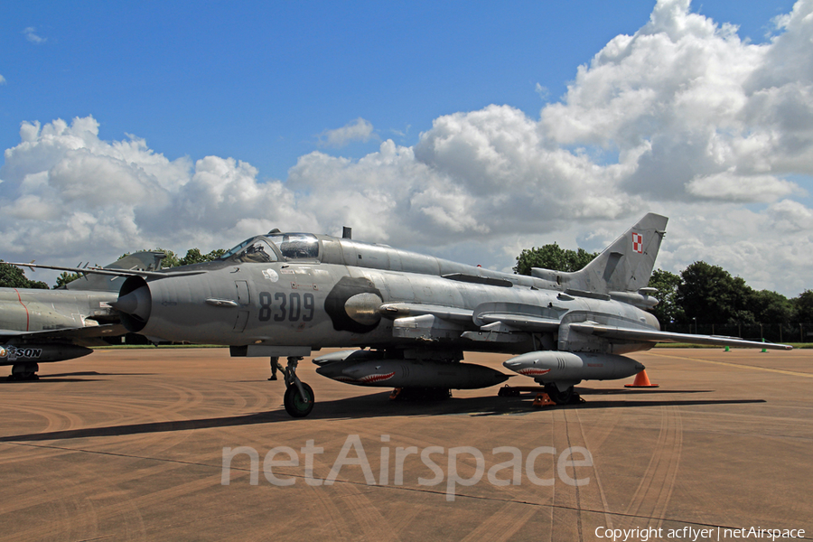 Polish Air Force (Siły Powietrzne) Sukhoi Su-22M4 Fitter-K (8309) | Photo 582581