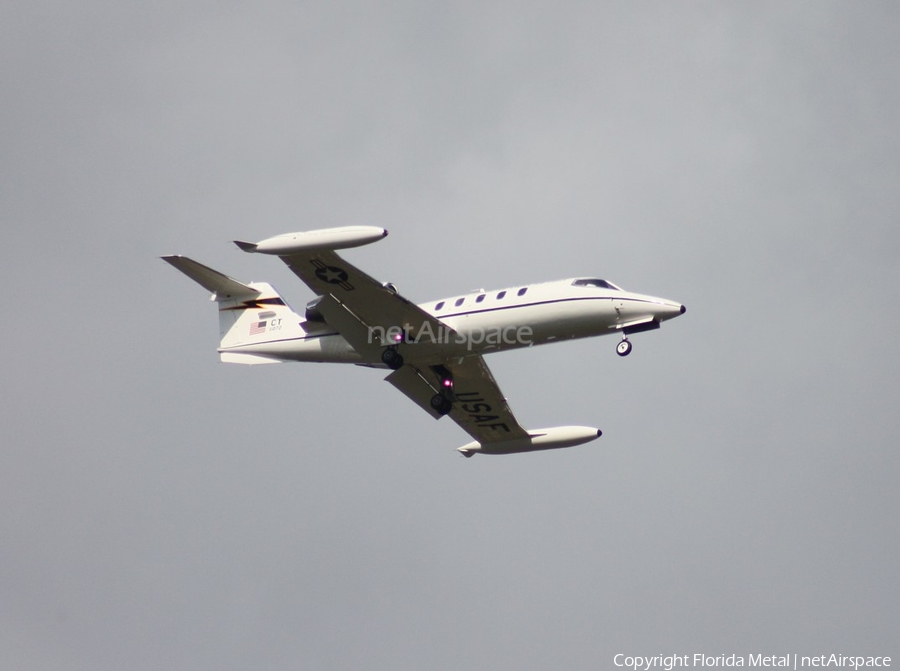 United States Air Force Learjet C-21A (84-0072) | Photo 461317