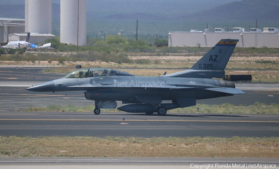United States Air Force General Dynamics F-16D Fighting Falcon (84-1325) | Photo 337139