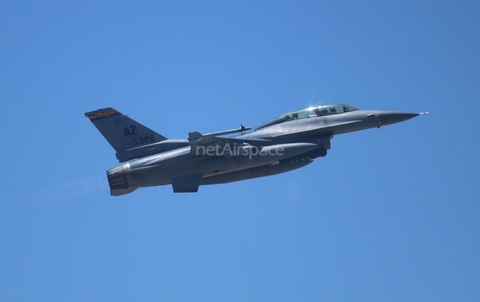 United States Air Force General Dynamics F-16D Fighting Falcon (84-1326) at  Tucson - International, United States