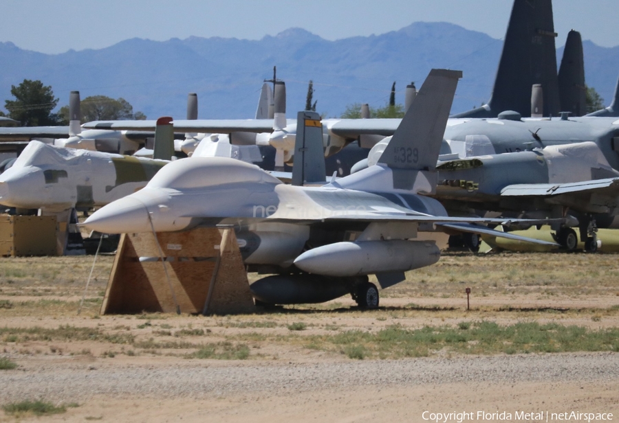 United States Air Force General Dynamics F-16D Fighting Falcon (84-1329) | Photo 461449