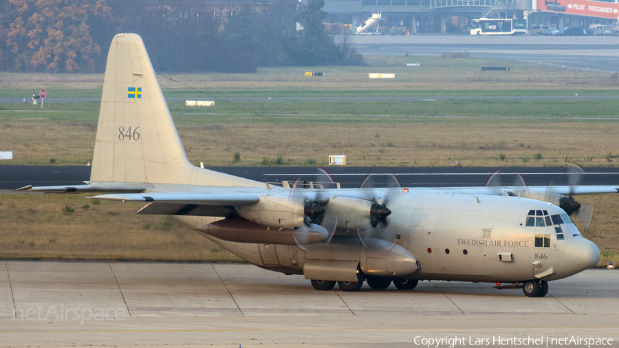 Swedish Air Force (Flygvapnet) Lockheed C-130H Hercules (Tp84) (84006) | Photo 413997