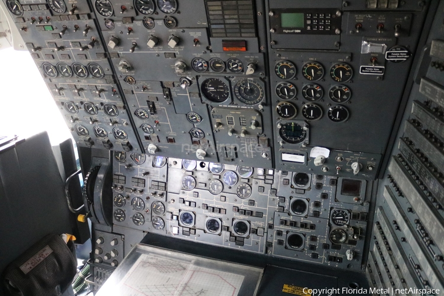 United States Air Force McDonnell Douglas KC-10A Extender (85-0031) | Photo 432934