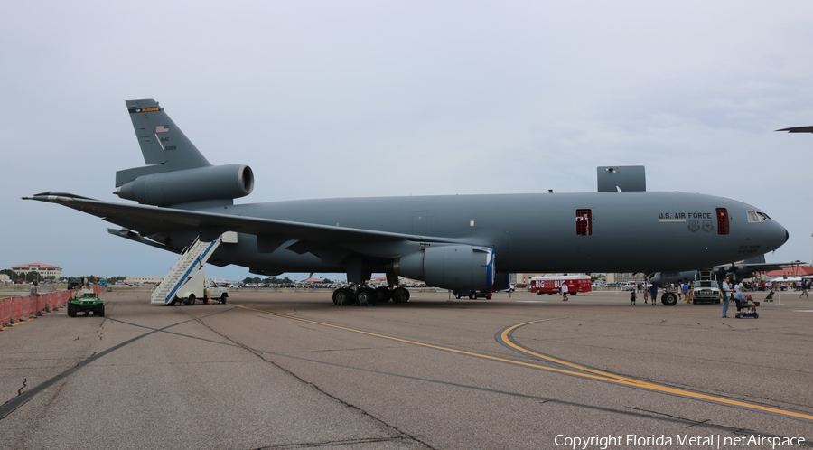 United States Air Force McDonnell Douglas KC-10A Extender (85-0031) | Photo 461472
