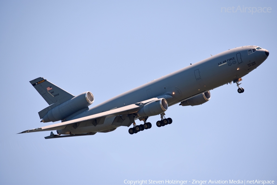 United States Air Force McDonnell Douglas KC-10A Extender (85-0032) | Photo 204461