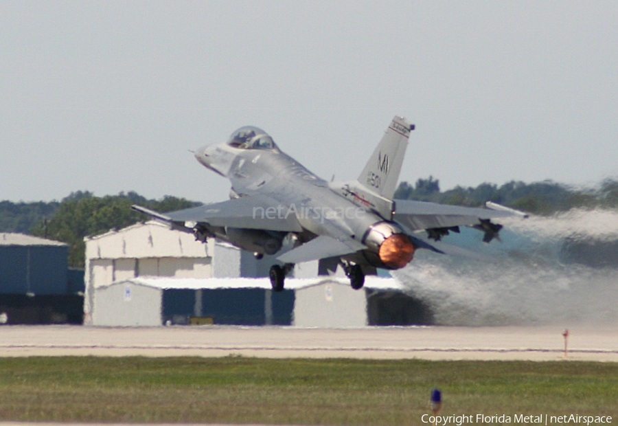 United States Air Force General Dynamics F-16C Fighting Falcon (85-1501) | Photo 461936