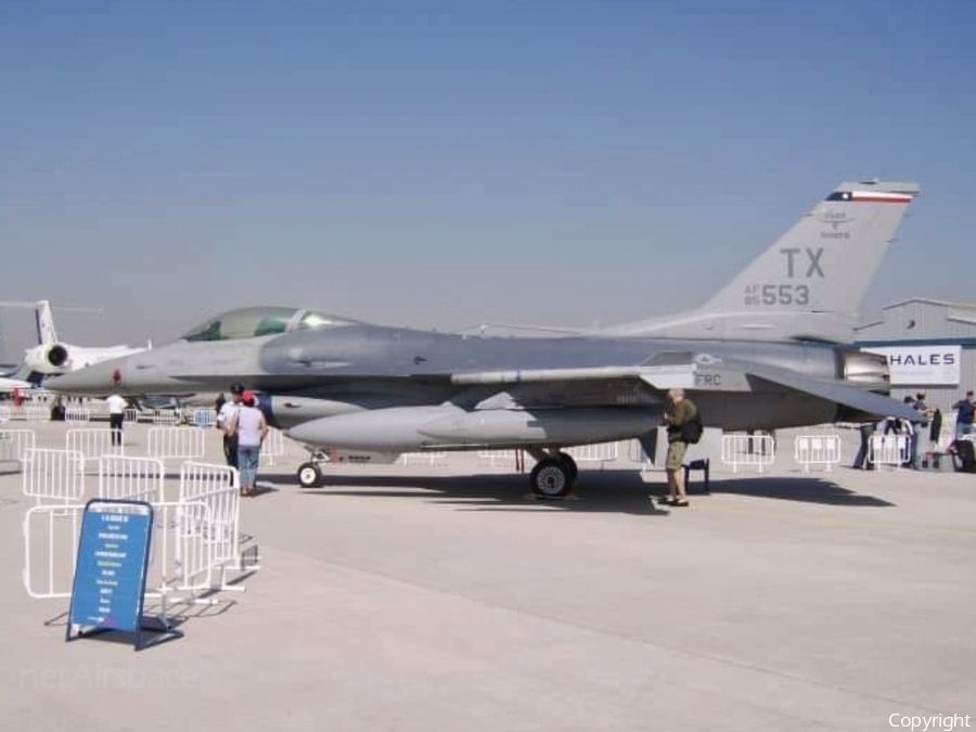 United States Air Force General Dynamics F-16C Fighting Falcon (85-1553) | Photo 443269