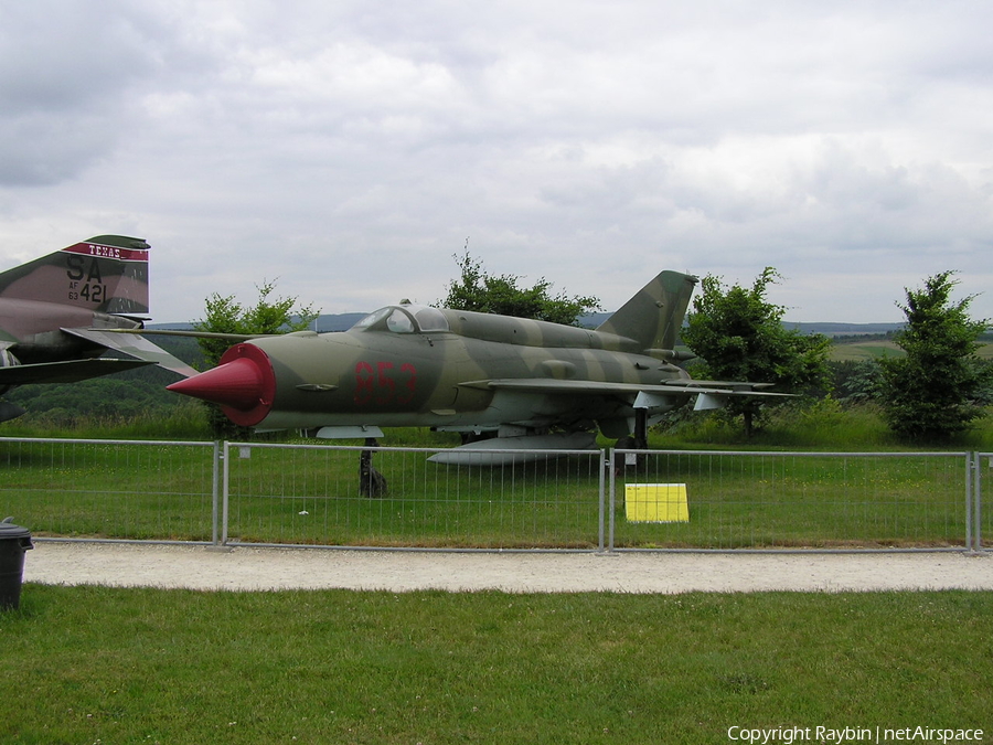East German Air Force Mikoyan-Gurevich MiG-21bis-D (853) | Photo 545891