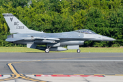 United States Air Force General Dynamics F-16C Fighting Falcon (86-0303) at  San Juan - Luis Munoz Marin International, Puerto Rico