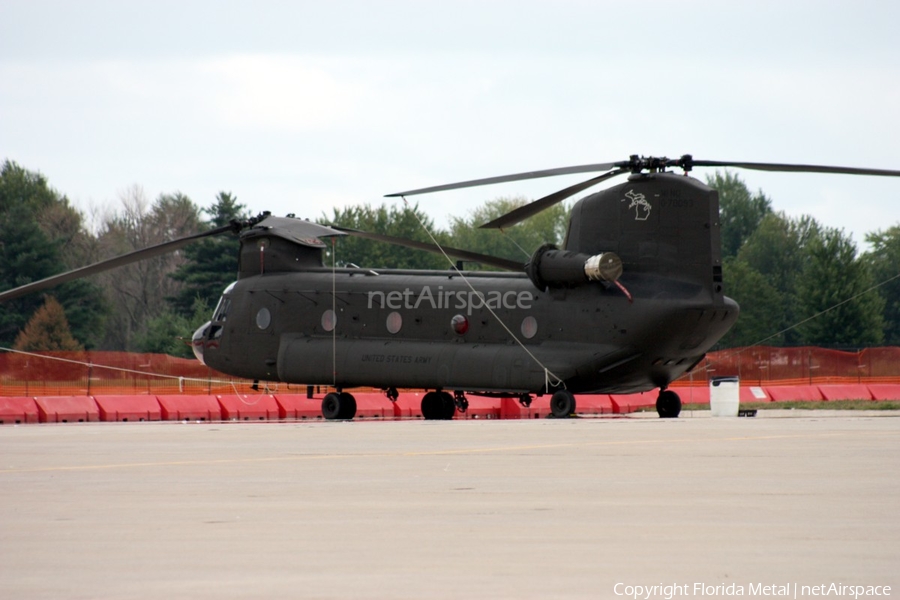 United States Army Boeing CH-47D Chinook (87-00093) | Photo 462294
