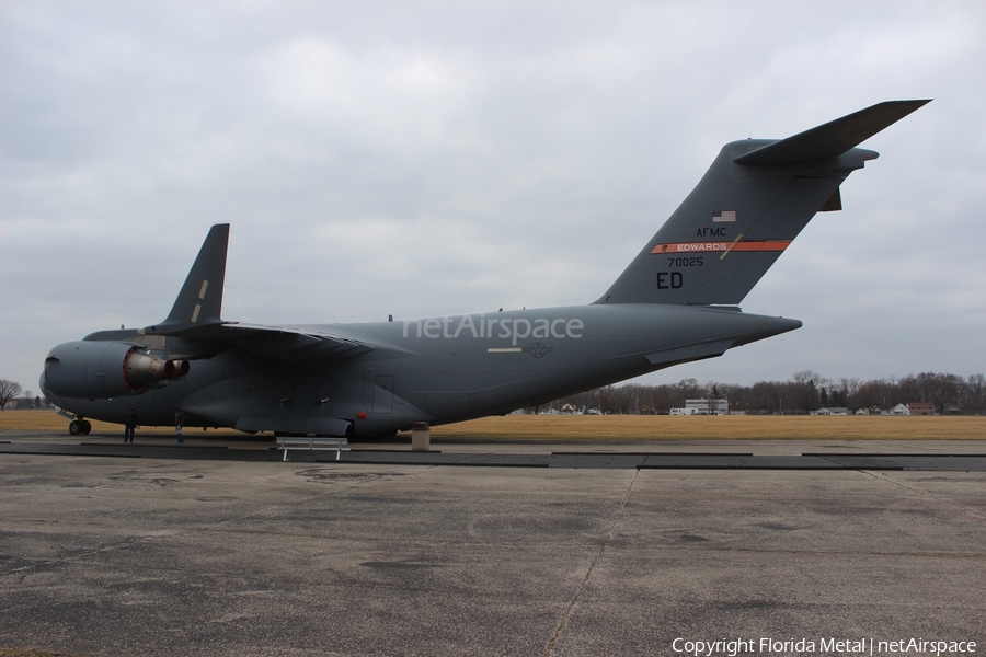 United States Air Force Boeing C-17A Globemaster III (87-0025) | Photo 462283