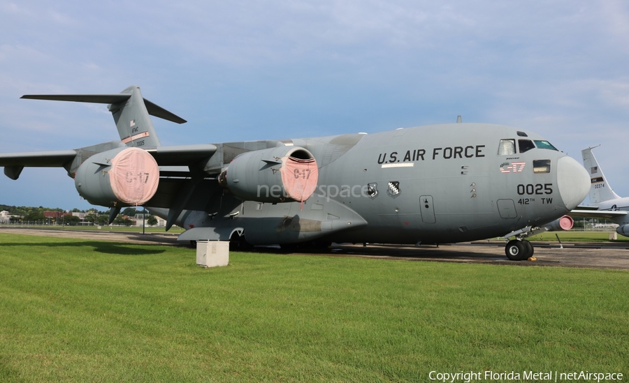 United States Air Force Boeing C-17A Globemaster III (87-0025) | Photo 462284