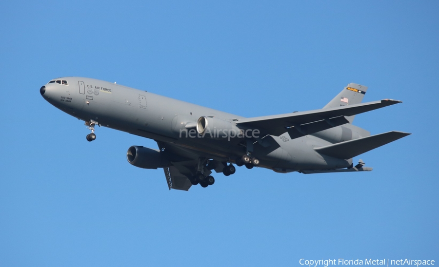 United States Air Force McDonnell Douglas KC-10A Extender (87-0118) | Photo 462297