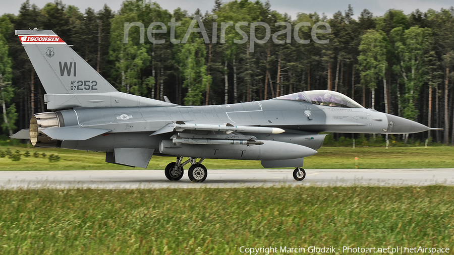 United States Air Force General Dynamics F-16C Fighting Falcon (87-0252) | Photo 320775