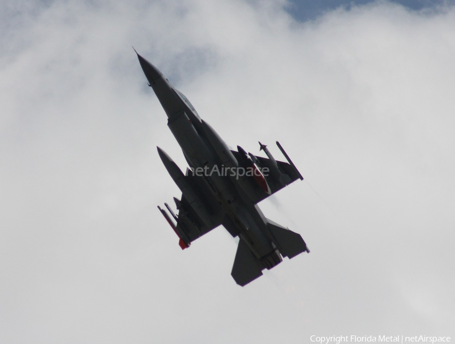 United States Air Force General Dynamics F-16D Fighting Falcon (87-0384) | Photo 604317