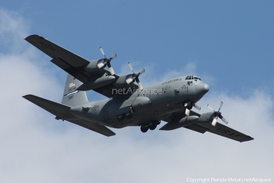 United States Air Force Lockheed C-130H Hercules (87-9287) | Photo 462558