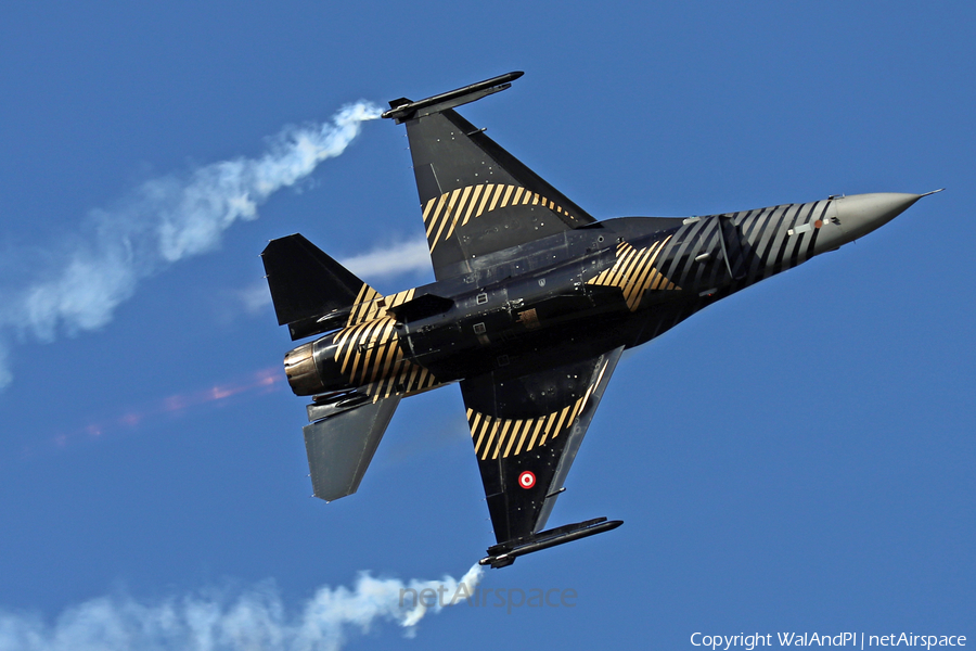 Turkish Air Force (Türk Hava Kuvvetleri) General Dynamics F-16C Fighting Falcon (88-0032) | Photo 469209