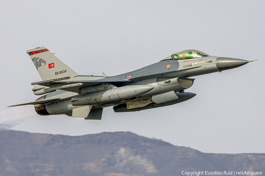Turkish Air Force (Türk Hava Kuvvetleri) General Dynamics F-16C Fighting Falcon (88-0034) | Photo 464791