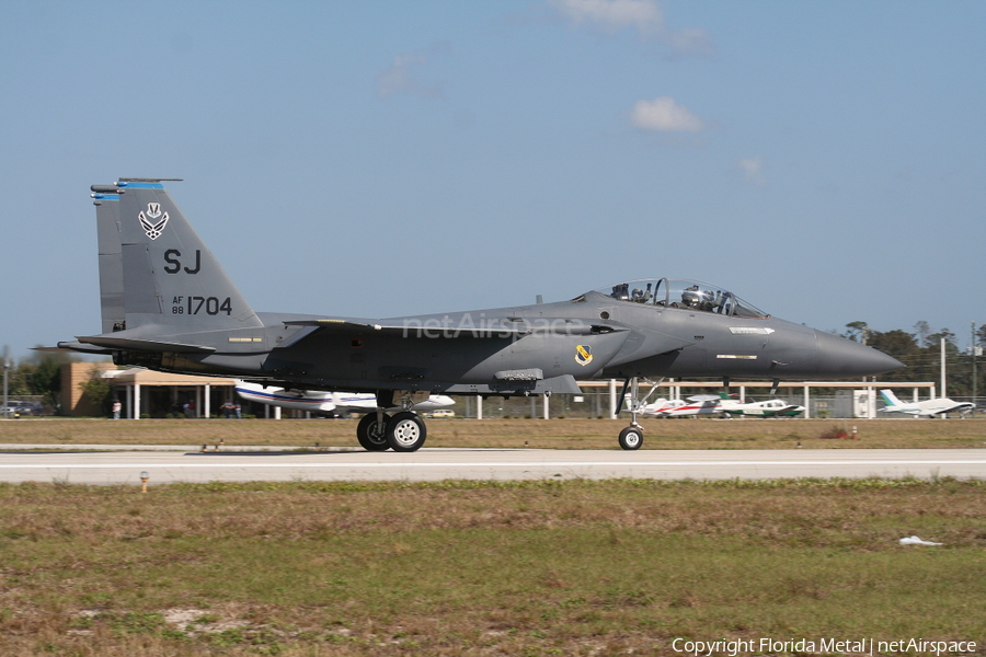 United States Air Force McDonnell Douglas F-15E Strike Eagle (88-1704) | Photo 462637