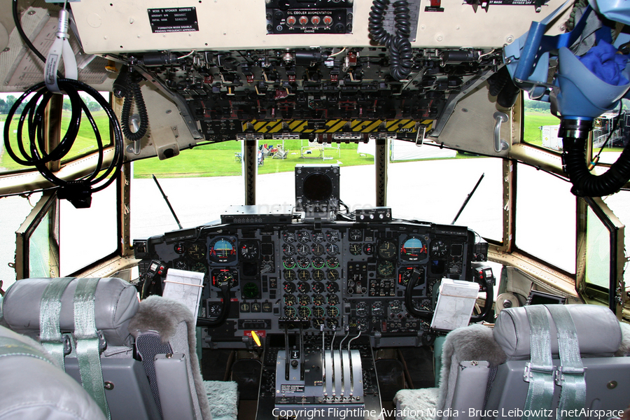 United States Air Force Lockheed C-130H Hercules (88-4407) | Photo 176103