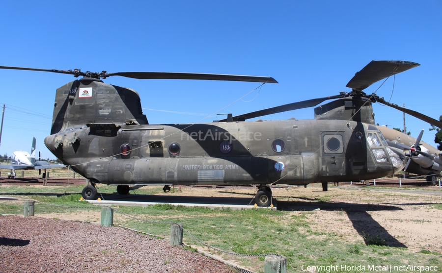United States Army Boeing CH-47D Chinook (89-00153) | Photo 308546